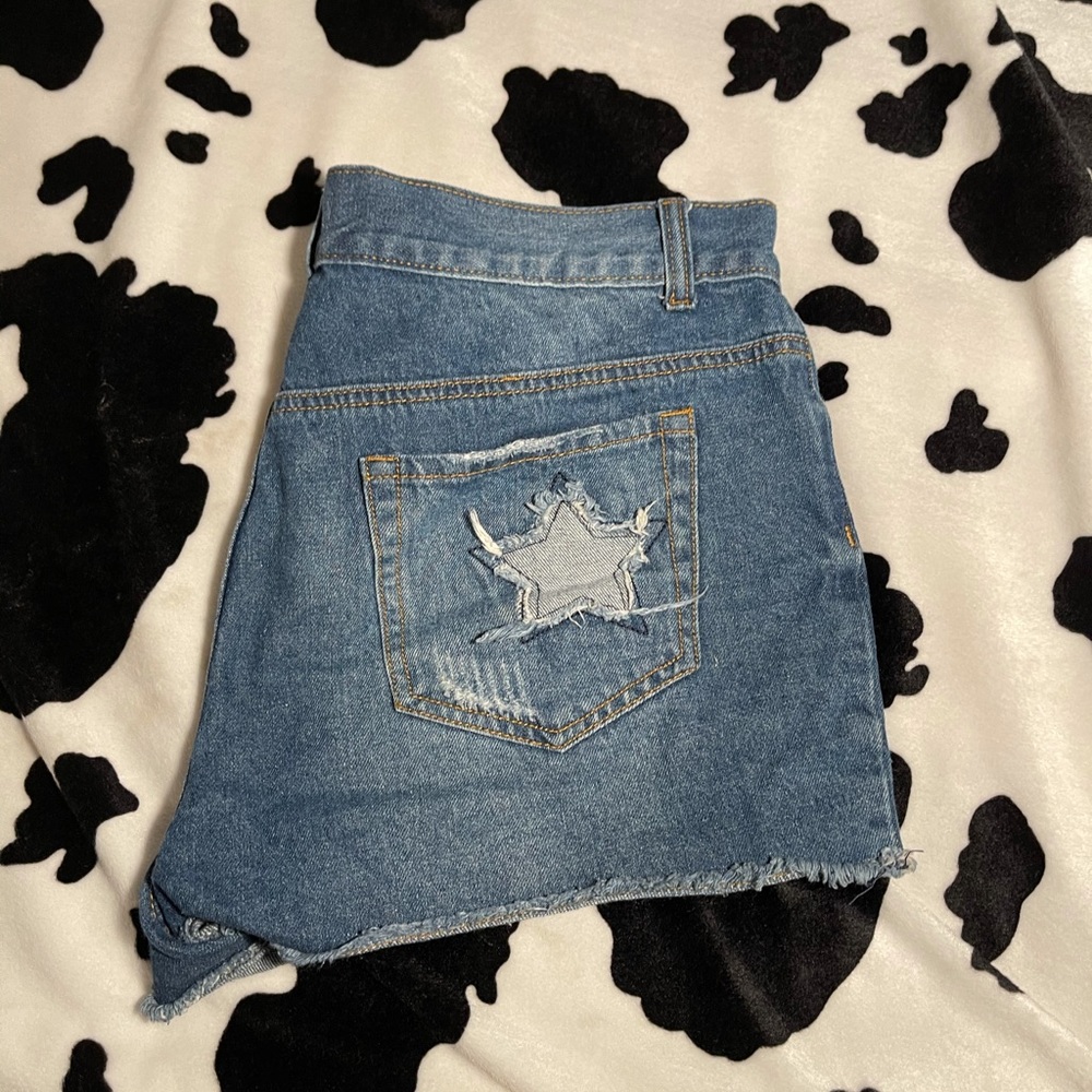 Women’s Distress Shorts